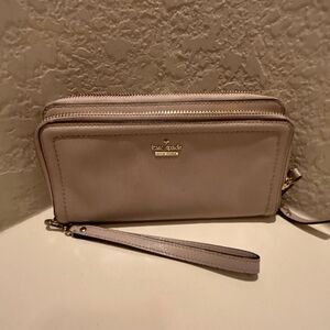 Kate Spade Double Zip Around Long Wallet Beige Leather Travel Wristlet Carry All